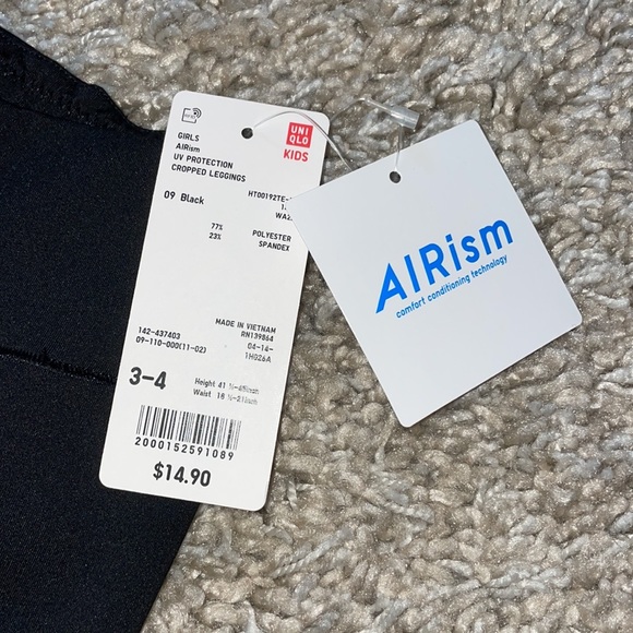 Uniqlo black athletic leggings 3-4 - Picture 3 of 4